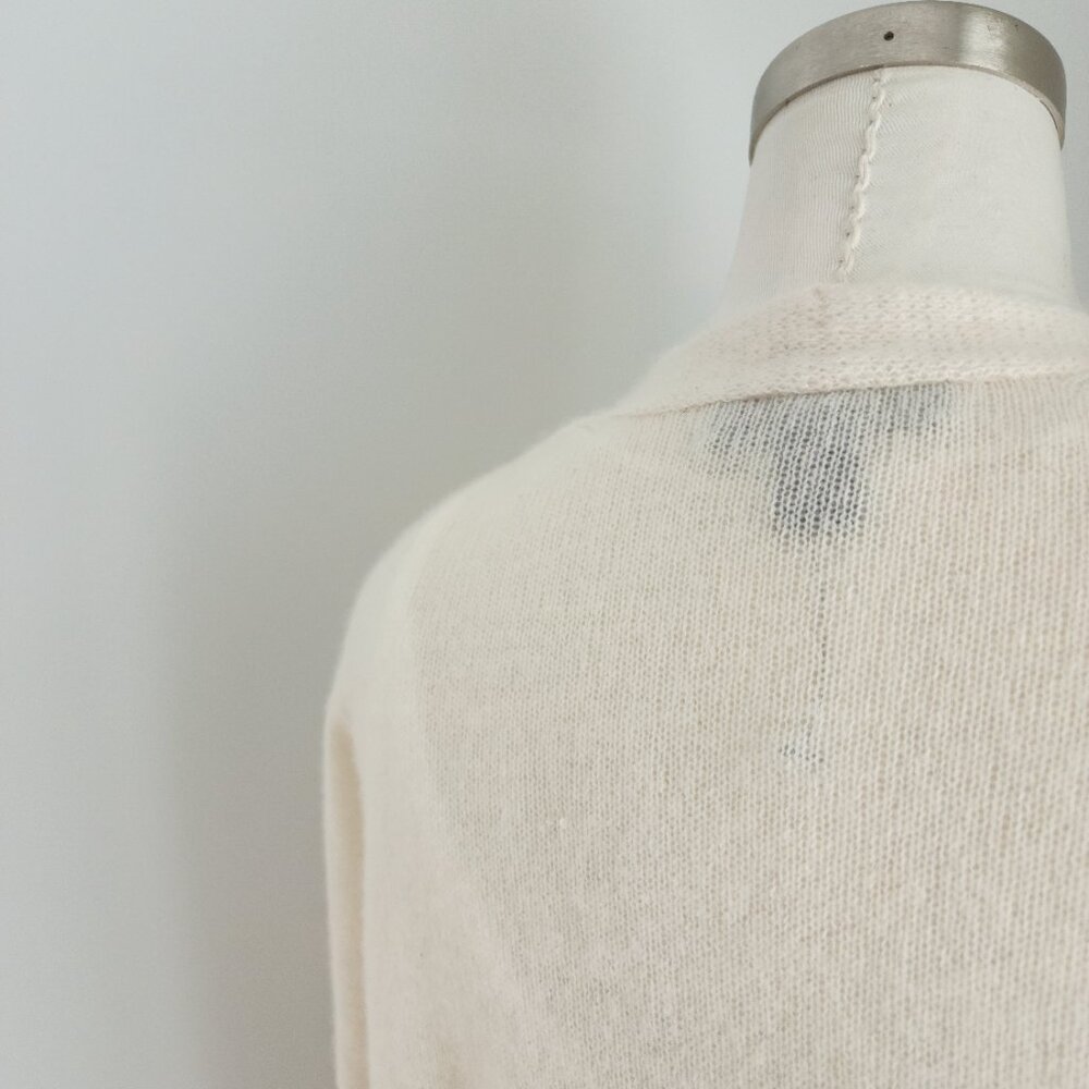 Saks Fifth Avenue 100% Cashmere Cream Cardigan Size: Medium - Picture 8 of 15